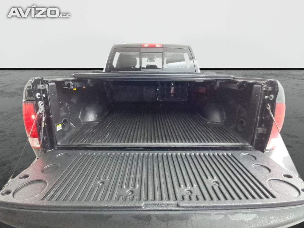 Foto inzerátu Ram 1500 5.7 V8 Hemi