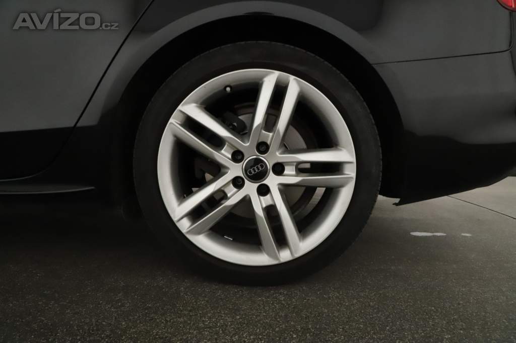 Foto inzerátu Audi A4 2.0 TDI