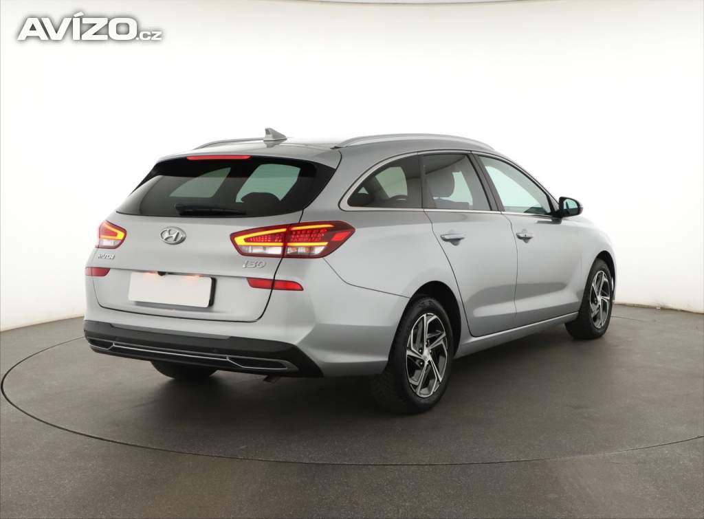 Foto inzerátu Hyundai i30 1.0 T-GDI