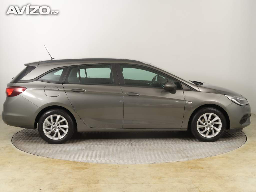 Foto inzerátu Opel Astra 1.2 Turbo