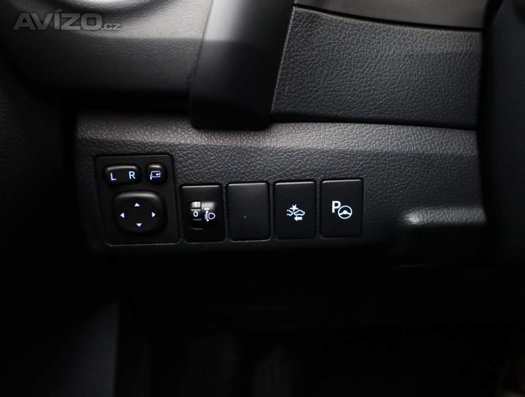 Foto inzerátu Toyota Auris Hybrid