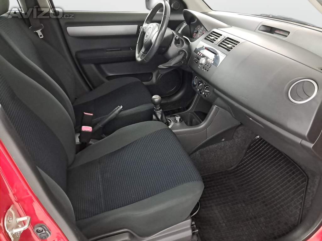 Foto inzerátu Suzuki Swift 1.3