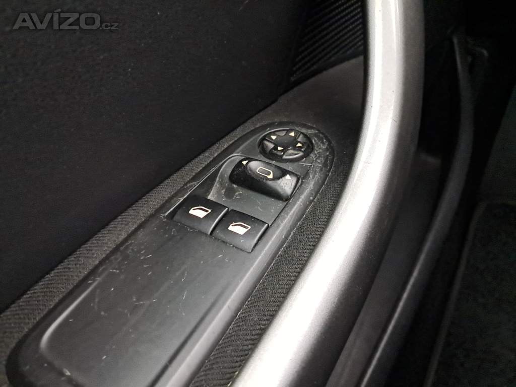 Foto inzerátu Peugeot 308 1.6 VTi