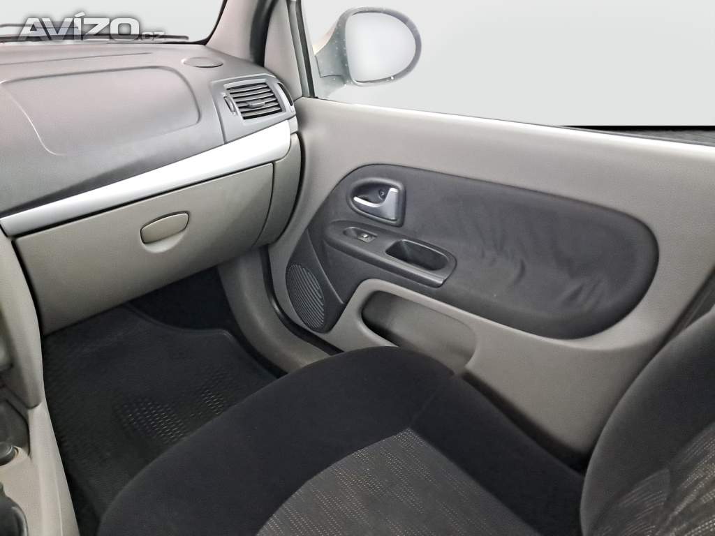 Foto inzerátu Renault Thalia 1.2 16V