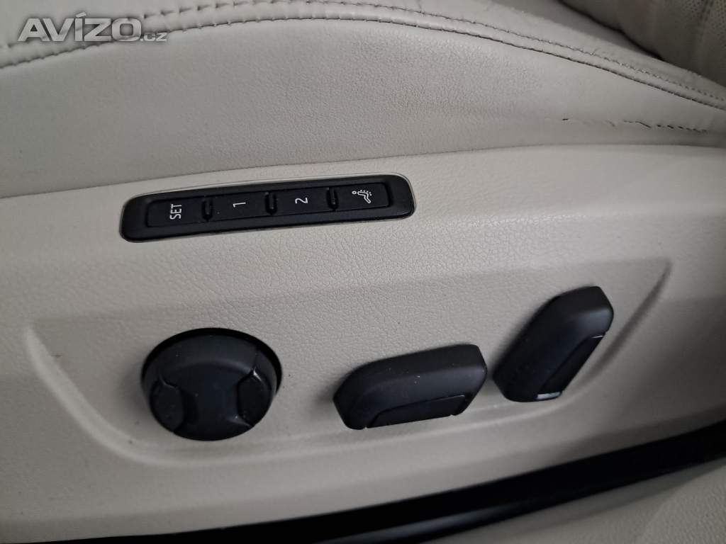 Foto inzerátu Skoda Superb 2.0 TDI