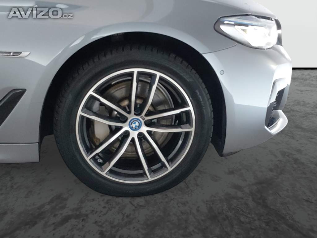 Foto inzerátu BMW 5 530e