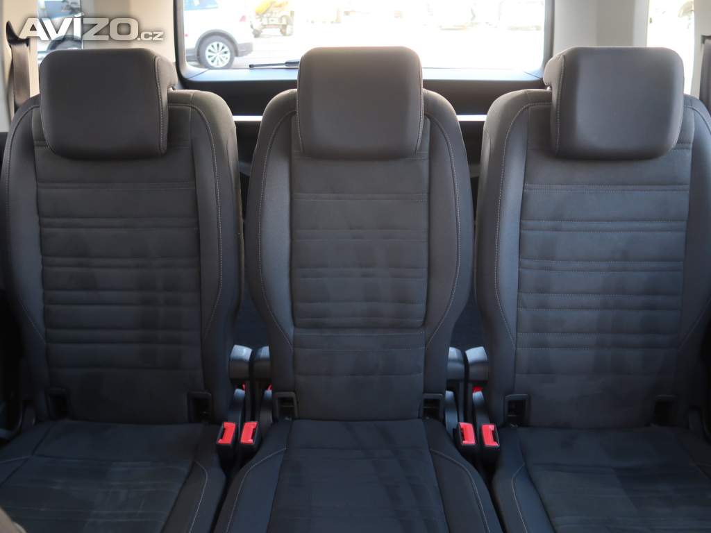 Foto inzerátu VW Touran 1.5 TSI