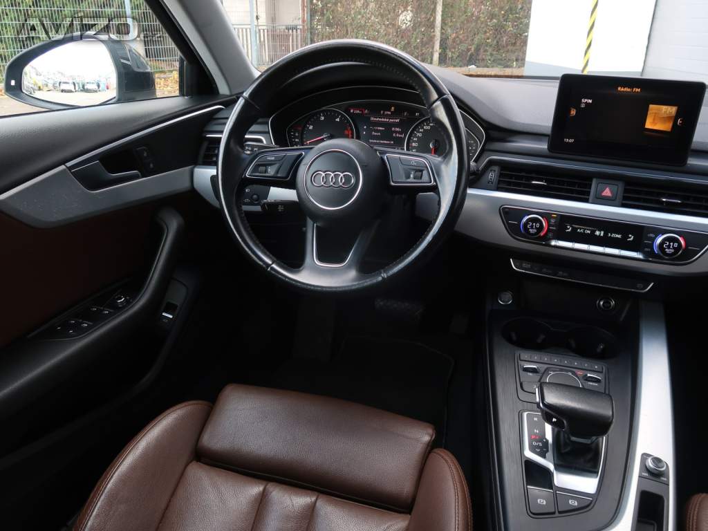 Foto inzerátu Audi A4 2.0 TDI