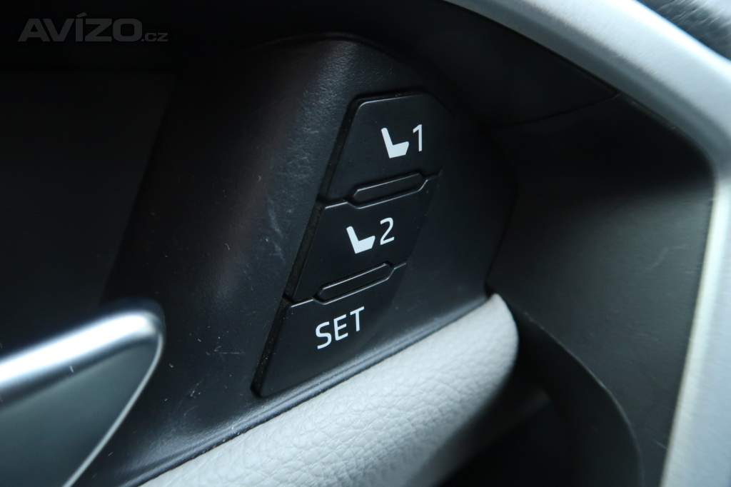 Foto inzerátu Toyota RAV 4 2.5 Hybrid