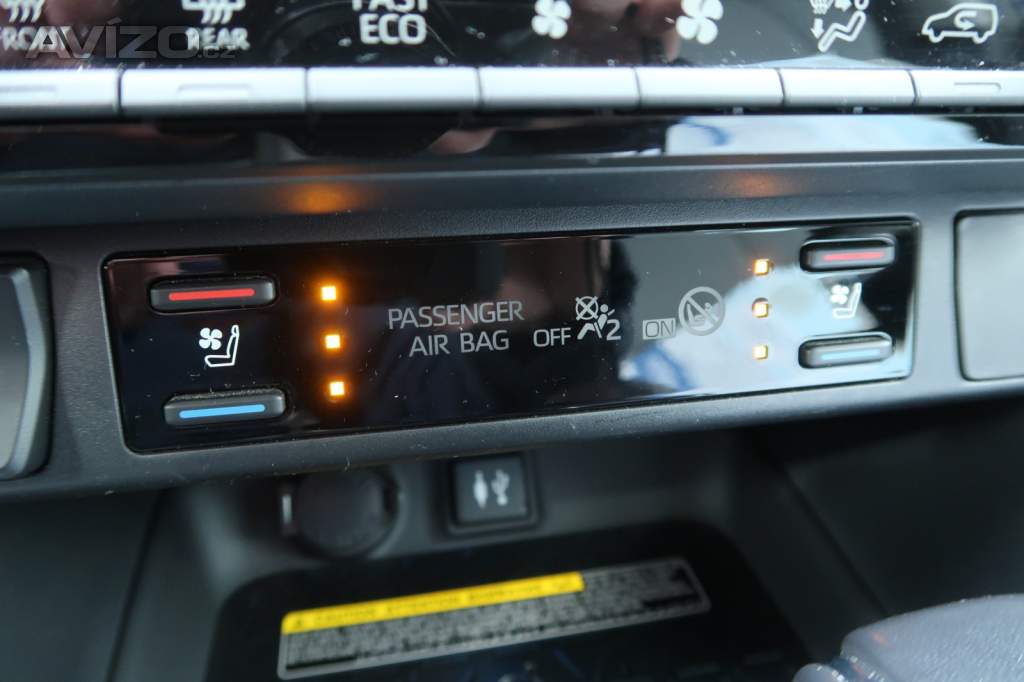 Foto inzerátu Toyota RAV 4 2.5 Hybrid