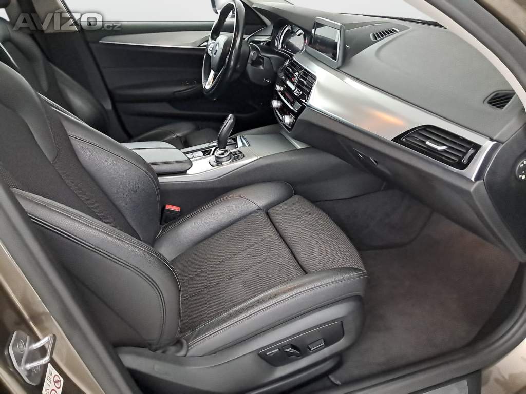 Foto inzerátu BMW 5 520d