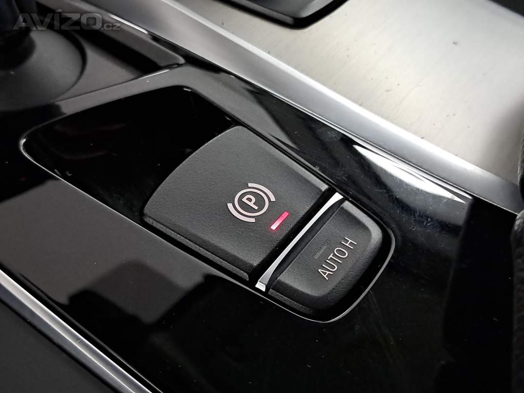 Foto inzerátu BMW 5 520d