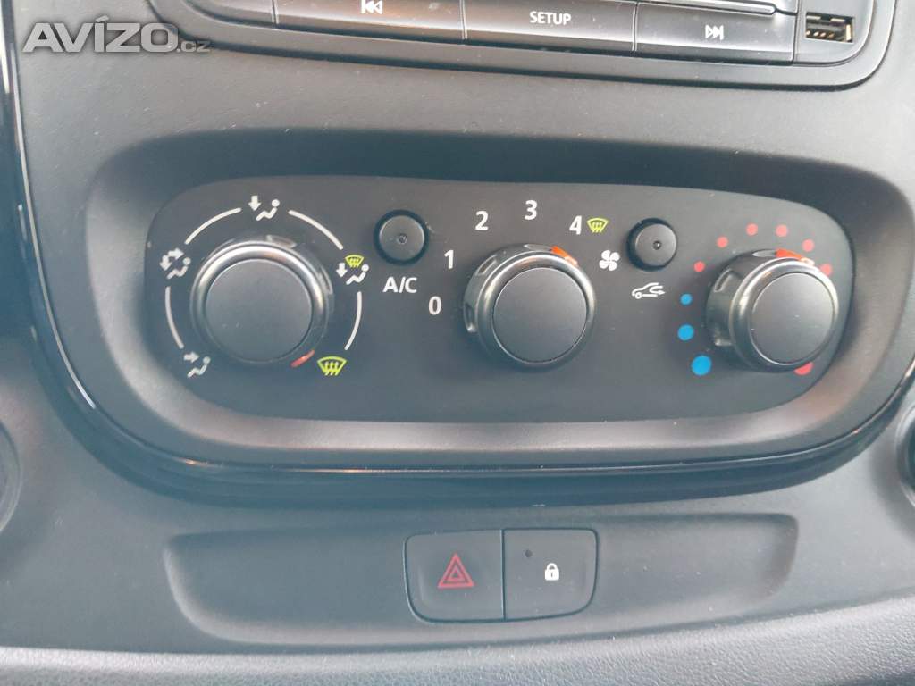 Foto inzerátu Opel Vivaro 1.6 BiCDTI