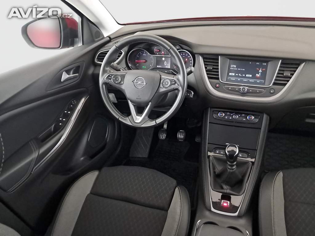 Foto inzerátu Opel Grandland 1.2 Turbo