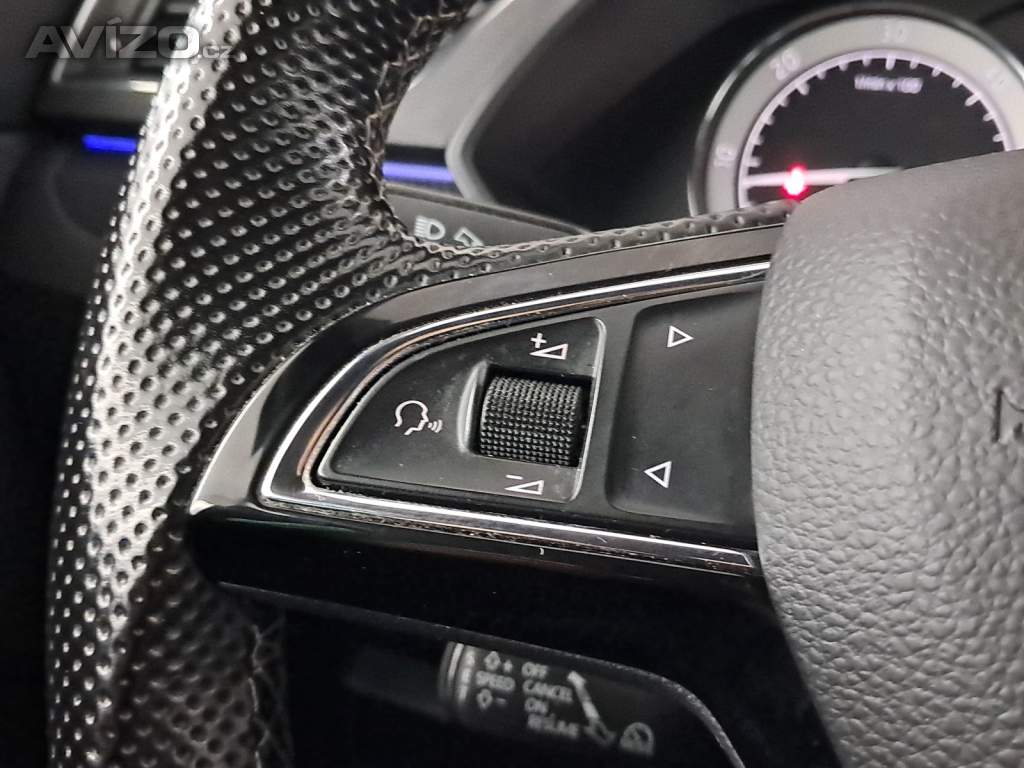 Foto inzerátu Skoda Superb 2.0 TDI