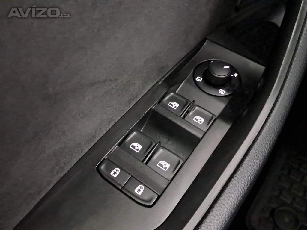 Foto inzerátu Skoda Superb 2.0 TDI
