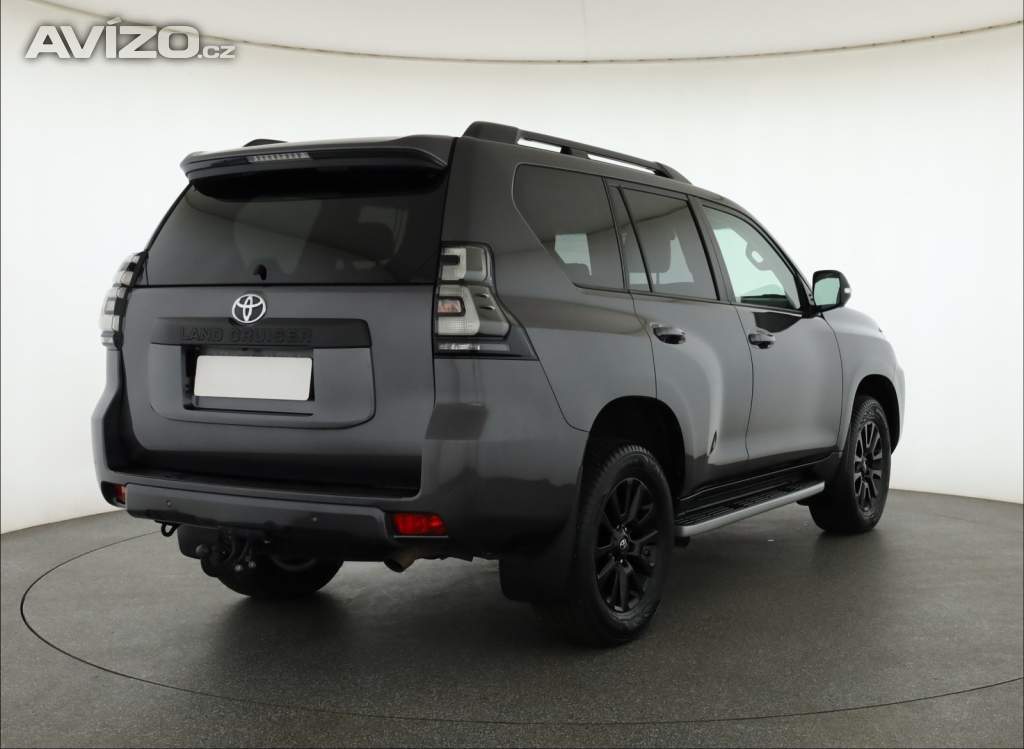 Foto inzerátu Toyota Land Cruiser 2.8 D-4D