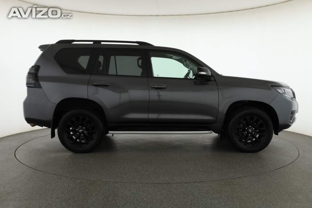 Foto inzerátu Toyota Land Cruiser 2.8 D-4D