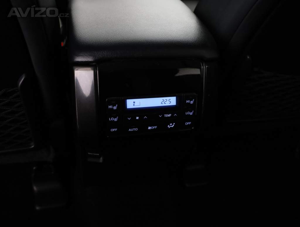 Foto inzerátu Toyota Land Cruiser 2.8 D-4D