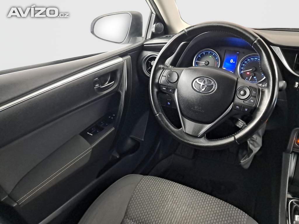 Foto inzerátu Toyota Corolla 1.6 Valvematic