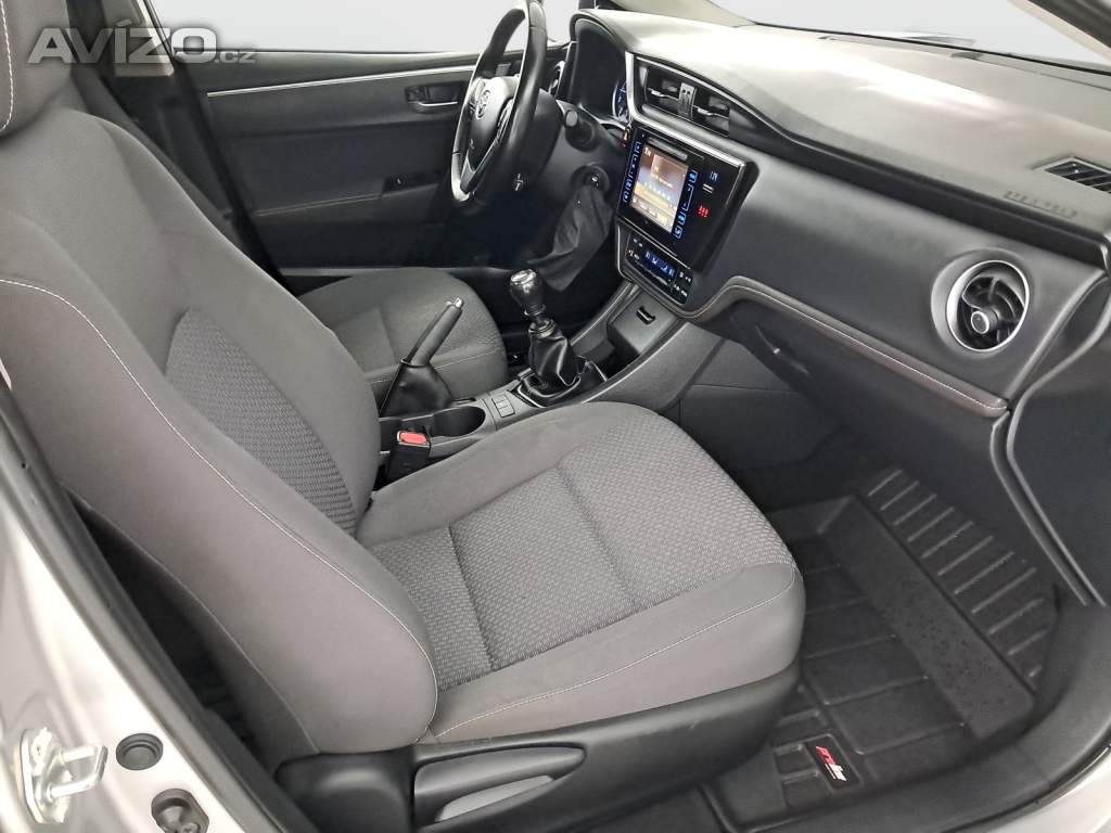 Foto inzerátu Toyota Corolla 1.6 Valvematic