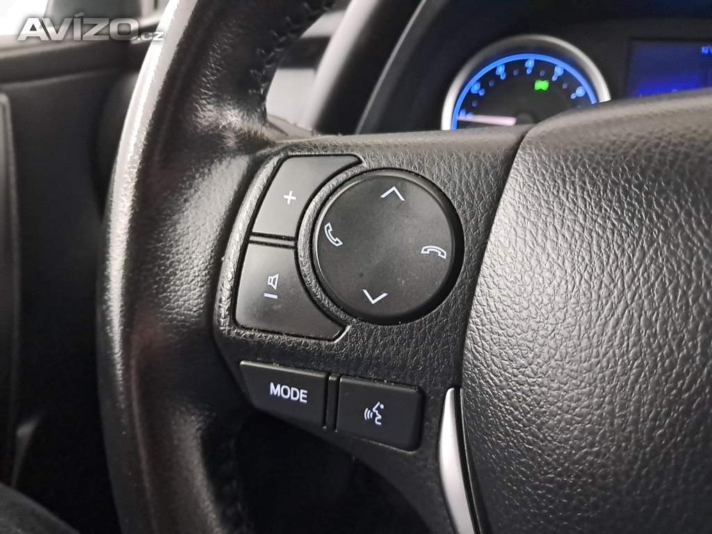 Foto inzerátu Toyota Corolla 1.6 Valvematic