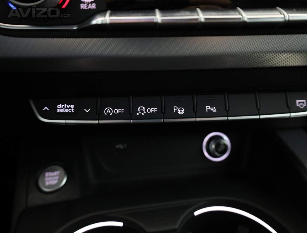 Foto inzerátu Audi A4 2.0 TDI