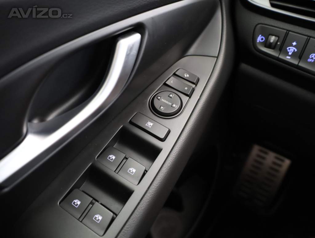 Foto inzerátu Hyundai i30 1.0 T-GDI