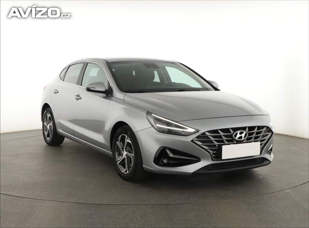 Hyundai i30 Fastback 1.5 T-GDI MHEV