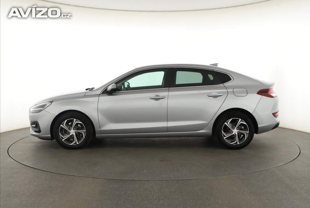 Foto inzerátu Hyundai i30 Fastback 1.5 T-GDI MHEV