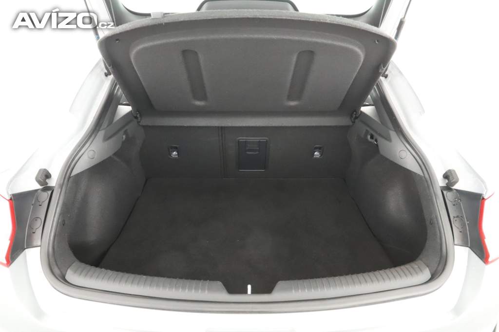 Foto inzerátu Hyundai i30 Fastback 1.5 T-GDI MHEV