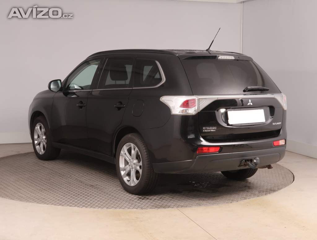 Foto inzerátu Mitsubishi Outlander 2.2 DI-D