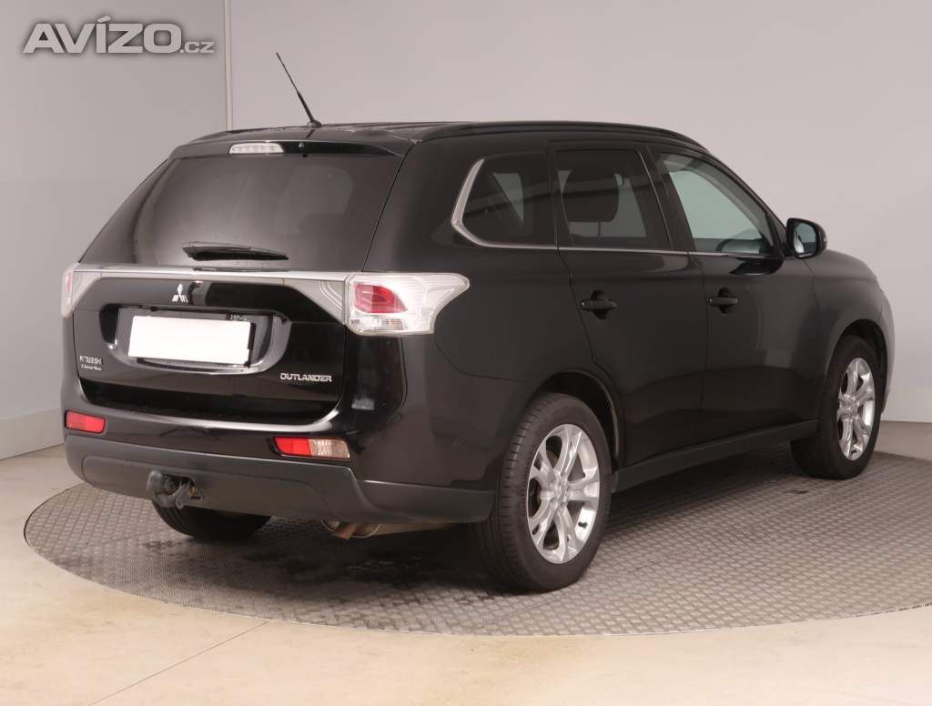 Foto inzerátu Mitsubishi Outlander 2.2 DI-D