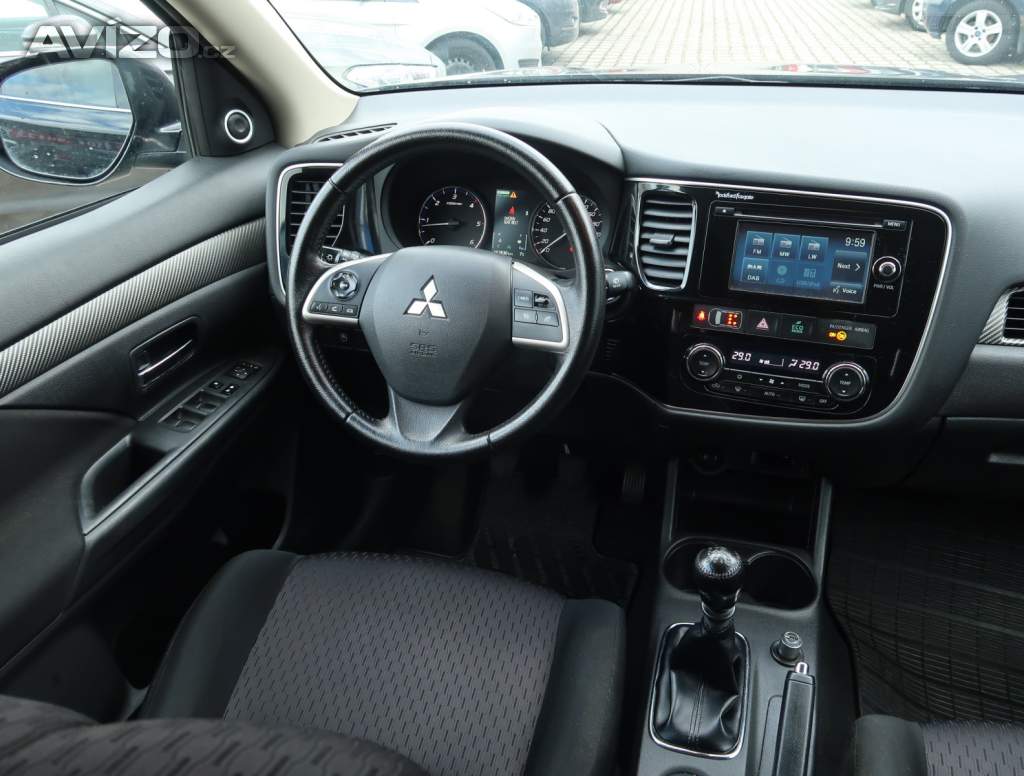 Foto inzerátu Mitsubishi Outlander 2.2 DI-D
