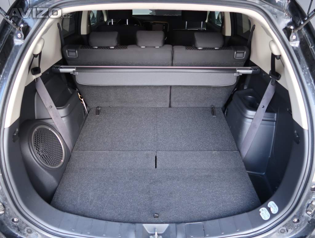 Foto inzerátu Mitsubishi Outlander 2.2 DI-D