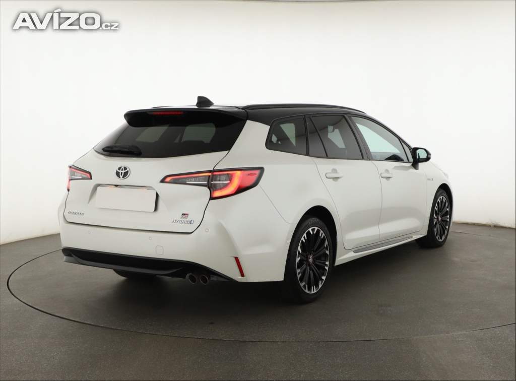 Foto inzerátu Toyota Corolla 2.0 Hybrid