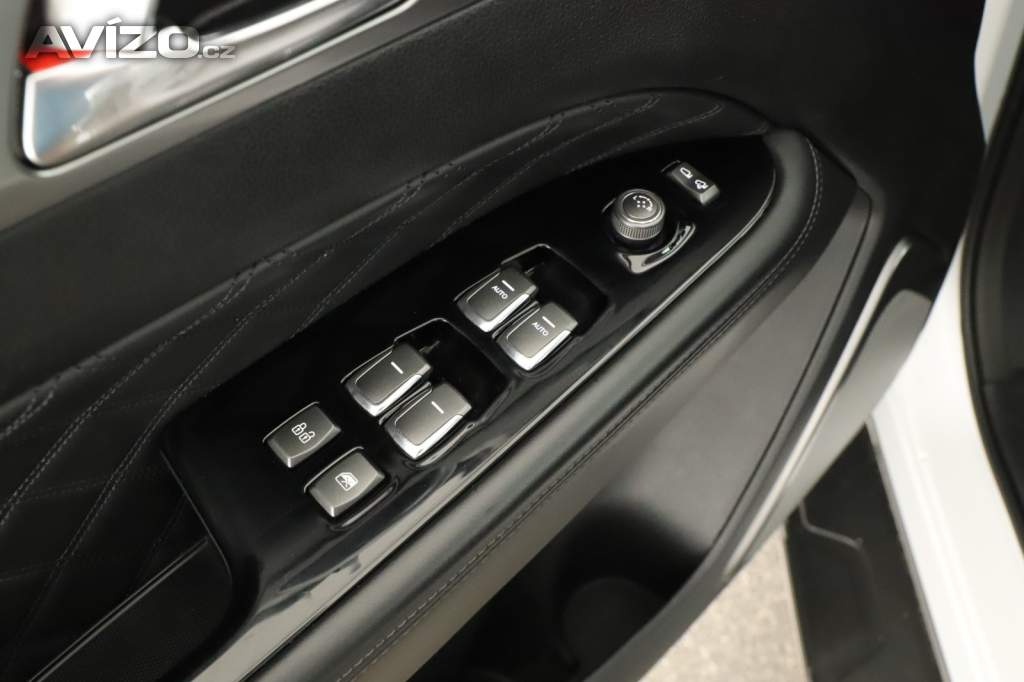 Foto inzerátu SsangYong Rexton 2.2 Diesel