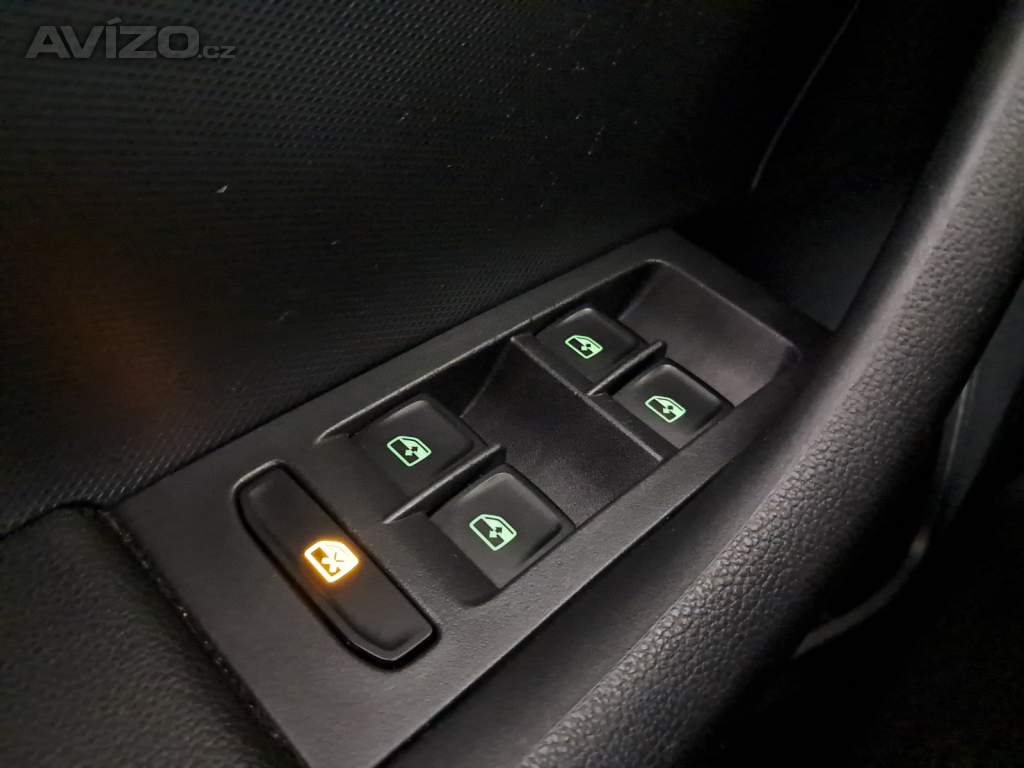 Foto inzerátu Skoda Rapid 1.0 TSI