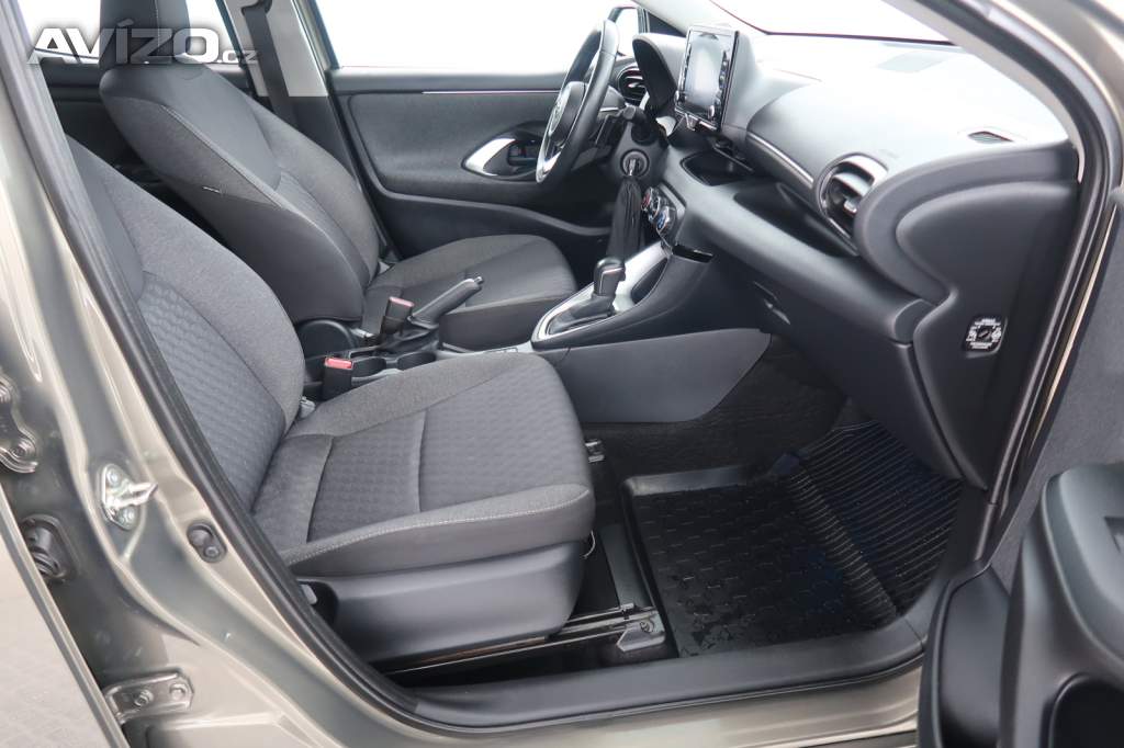 Foto inzerátu Toyota Yaris 1.5 VVT-i