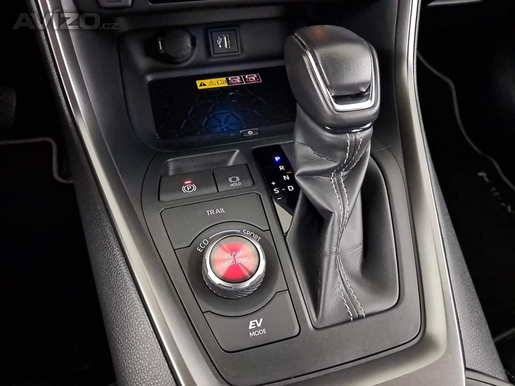 Foto inzerátu Toyota RAV 4 2.5 Hybrid