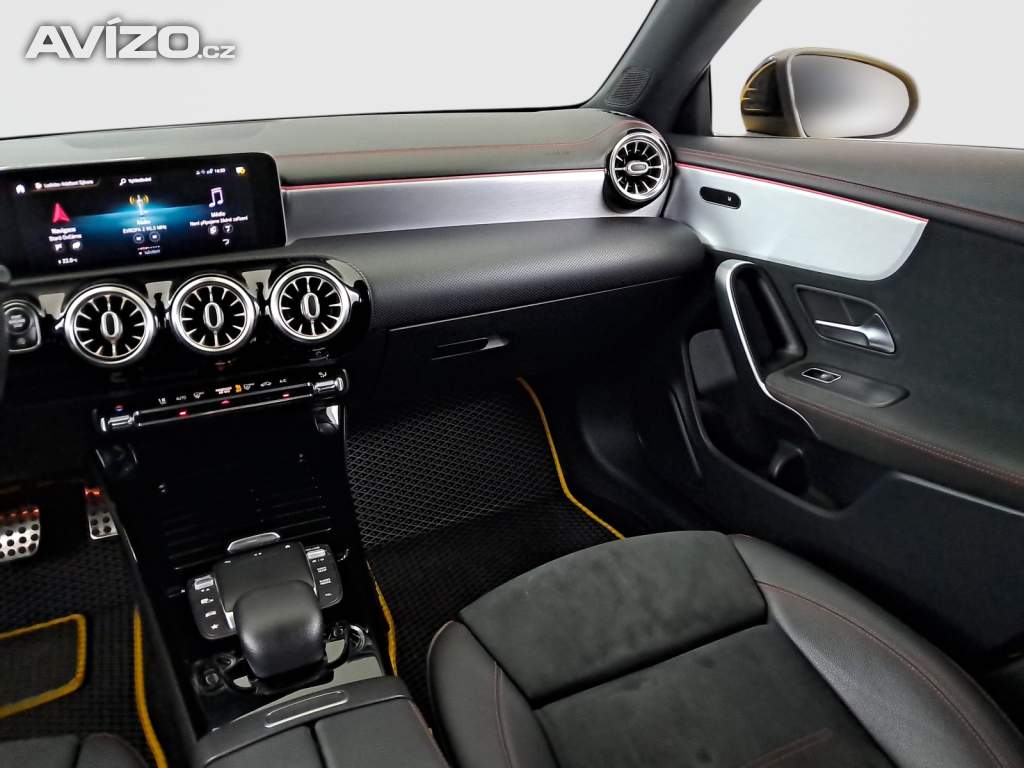 Foto inzerátu Mercedes CLA 200 d