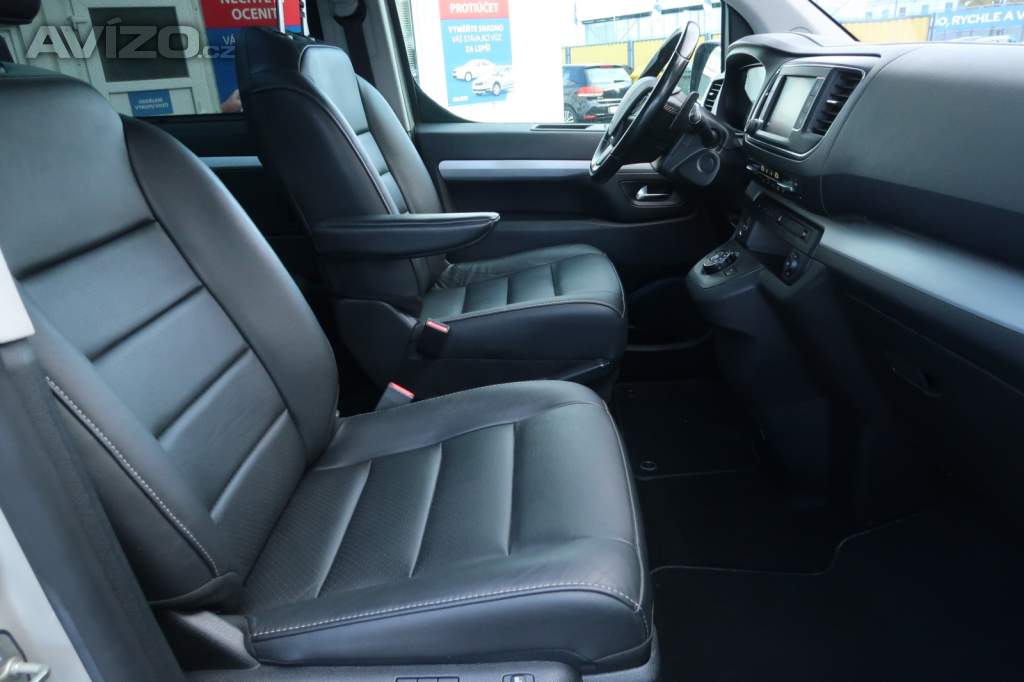 Foto inzerátu Peugeot Traveller 2.0 BlueHDi