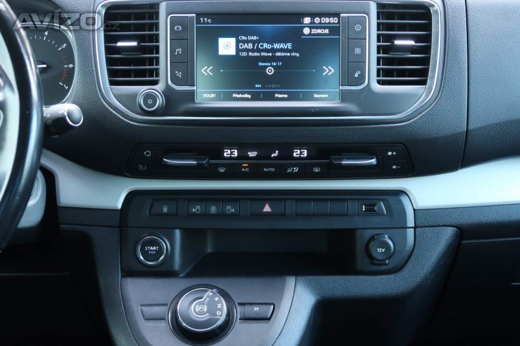 Foto inzerátu Peugeot Traveller 2.0 BlueHDi