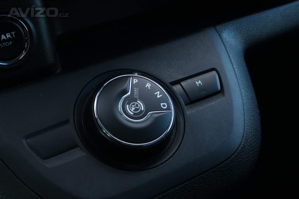 Foto inzerátu Peugeot Traveller 2.0 BlueHDi