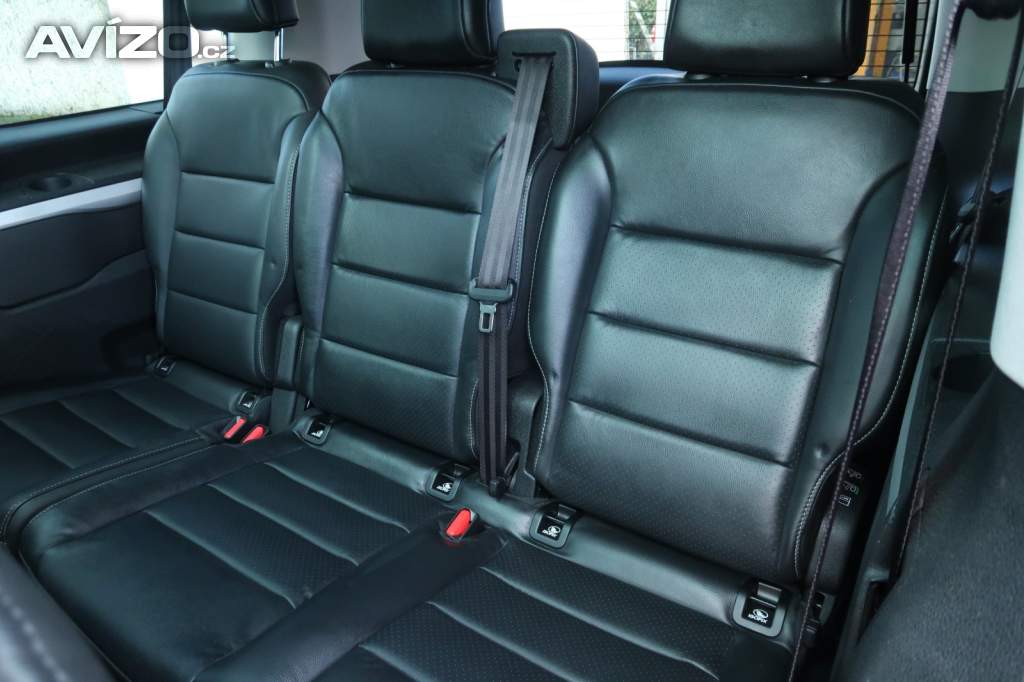 Foto inzerátu Peugeot Traveller 2.0 BlueHDi