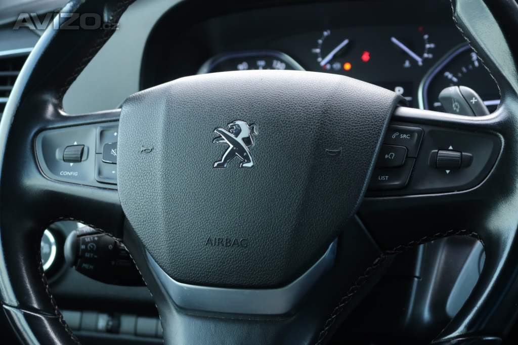 Foto inzerátu Peugeot Traveller 2.0 BlueHDi