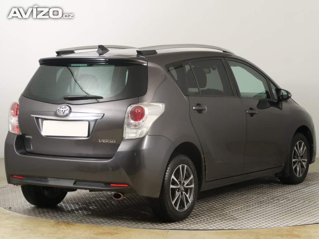 Foto inzerátu Toyota Verso 2.0 D-4D