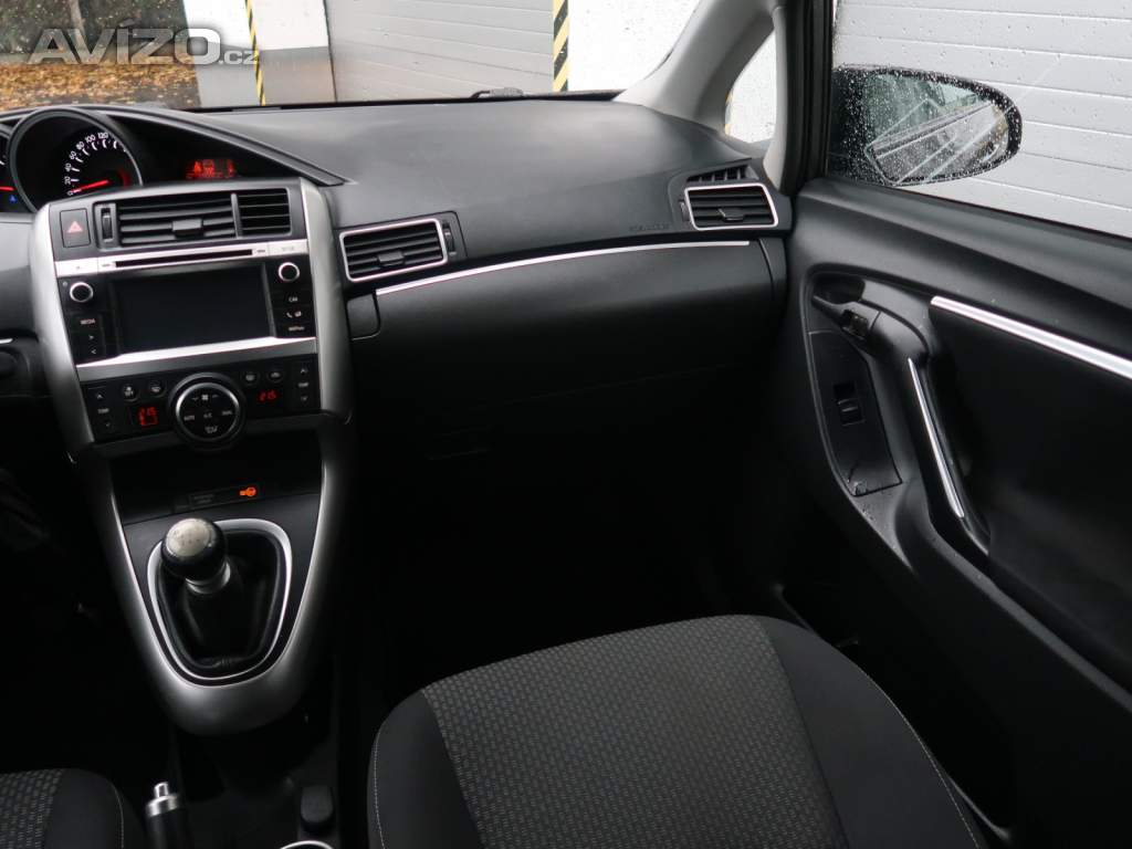 Foto inzerátu Toyota Verso 2.0 D-4D