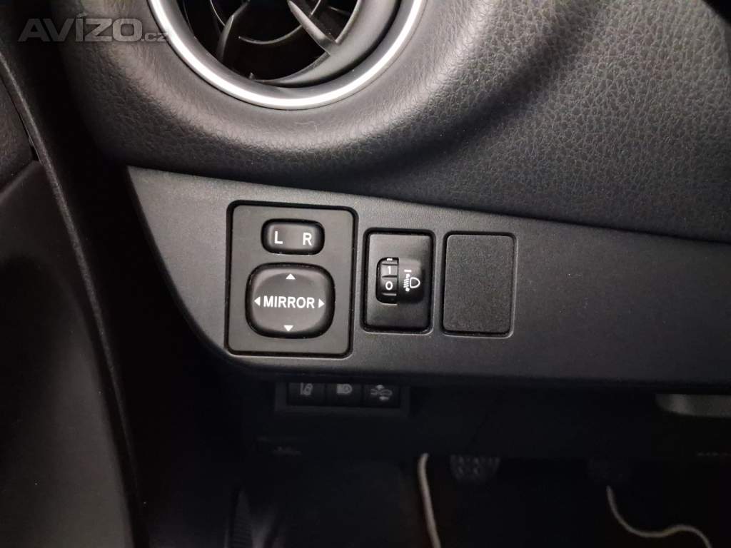 Foto inzerátu Toyota Yaris 1.5 Dual VVT-i