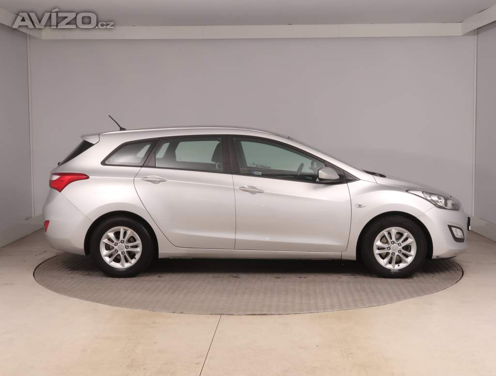 Foto inzerátu Hyundai i30 1.6 MPI